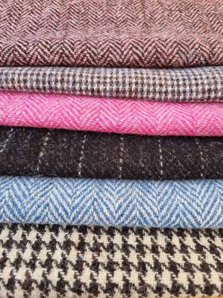 #8 OFFCUT BUNDLE Harris Tweed - 6 pieces 22cm x 30cm as pictured